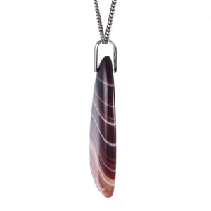 Profile of Vintage 925 Silver Polished Red Banded Agate Pendant and Chain
