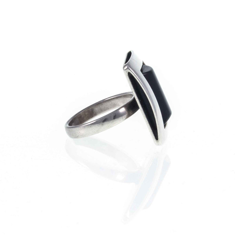 Side View of Vintage Minimalist Black Onyx 925 Silver Statement Ring