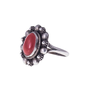 Boho Style Vintage Silver & Coral Ring - Jewelleryhound