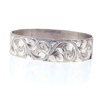 Vintage Sterling Silver Engraved Hinged Solid Bangle