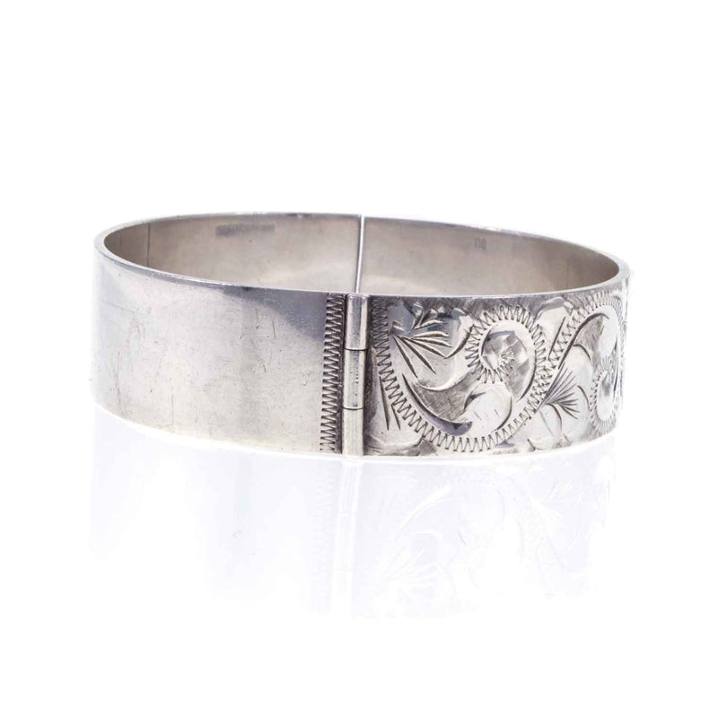 Vintage Sterling Silver Engraved Hinged Solid Bangle - Angle 2