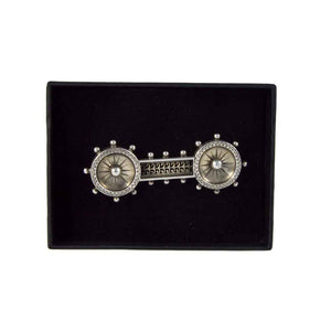Aesthetic Period Victorian Brooch. Circa 1890’s