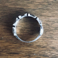 Profile of Vintage Silver Cat Ring