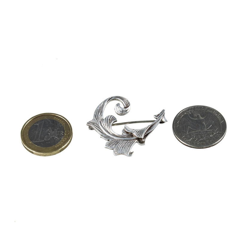 Jewellery Hound Brooches A second hand Small Scottish Sterling Silver Leaf Brooch