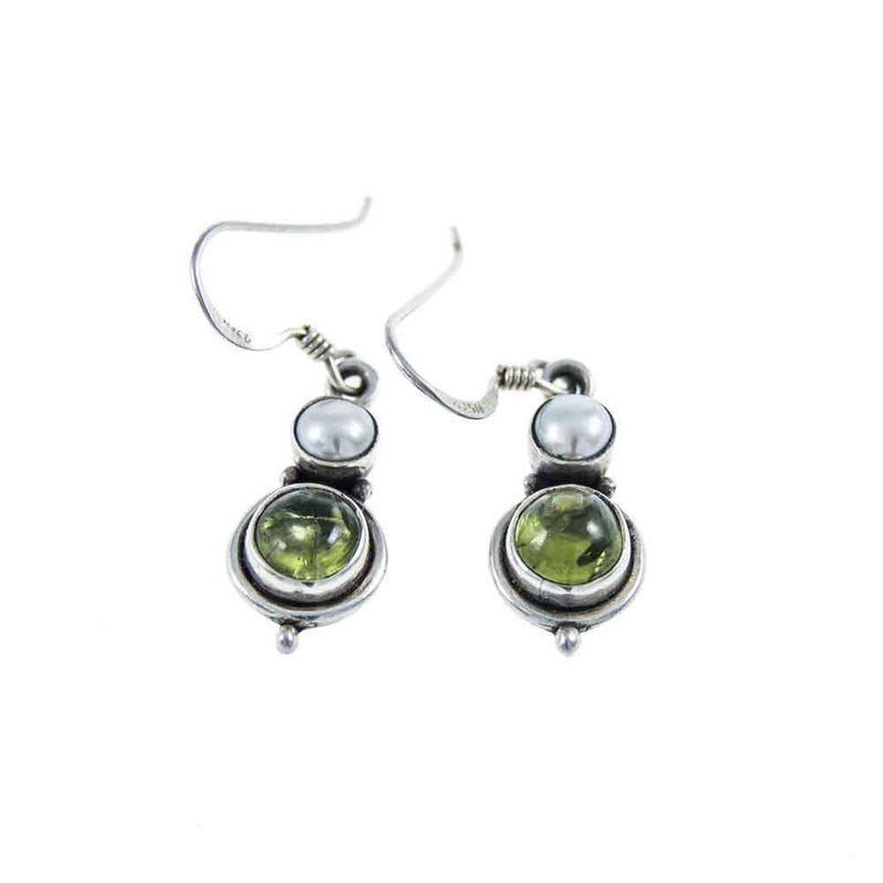 Jewellery Hound Earrings Vintage Pair of Silver Peridot and Pearl Drop Earrings